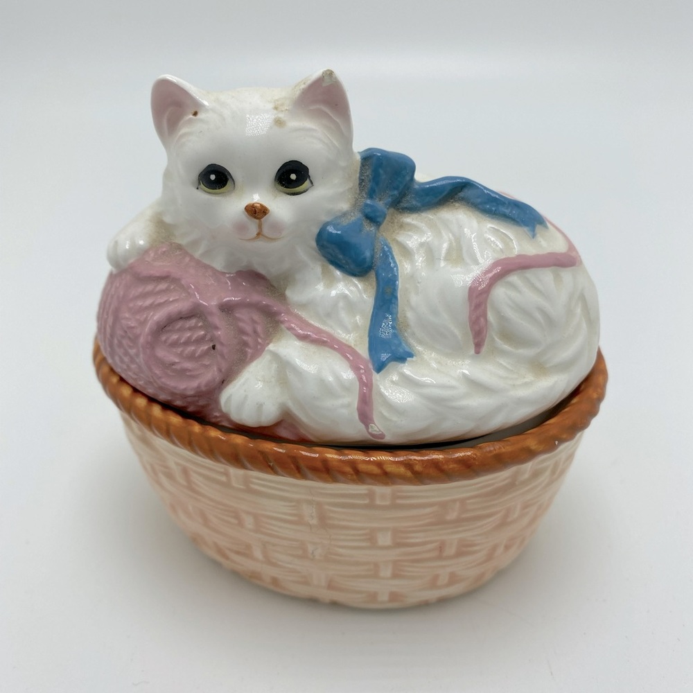 Vintage Artistic Gifts Kitten in a Basket Trinket Dish